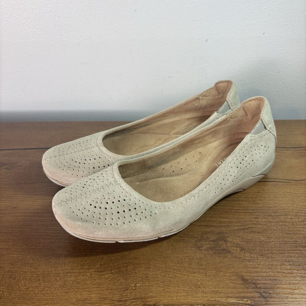 Naturalizer Yadira Off White Cream Suede Flat Shoes Size 7 Comfort Flats